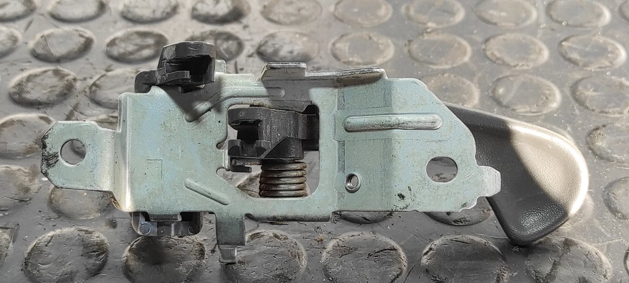 MANETA INTERIOR TRASERA IZQUIERDA MITSUBISHI L 200 (K6/7) - vista 3