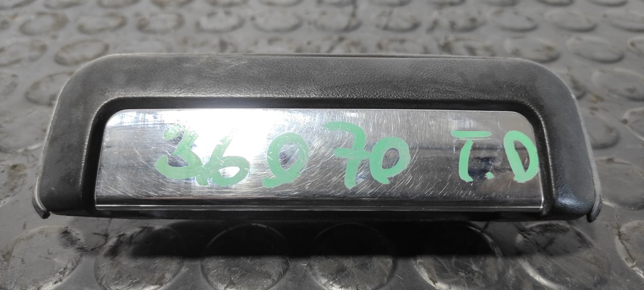 MANETA TRASERA DERECHA MITSUBISHI L 200 (K6/7)