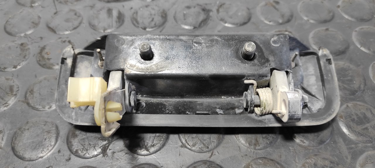 MANETA TRASERA DERECHA MITSUBISHI L 200 (K6/7) - vista 2