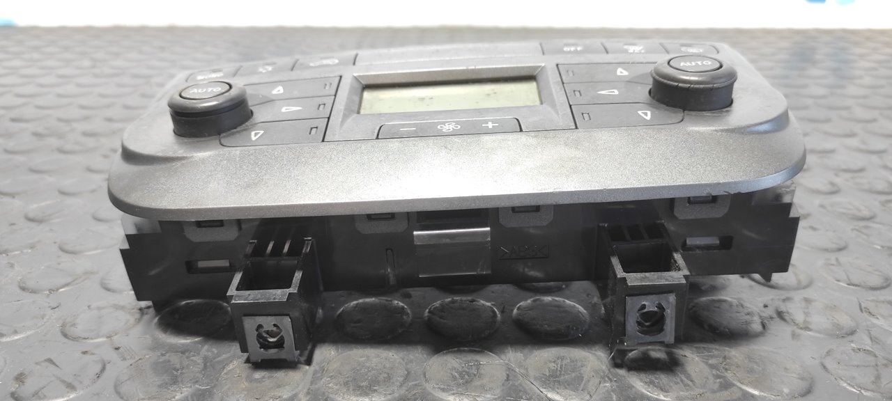 MANDO CLIMATIZADOR FIAT GRANDE PUNTO (199) - vista 2