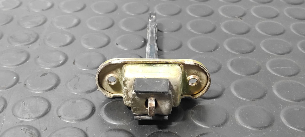 RETENEDOR PUERTA IZQUIERDA  MITSUBISHI L 200 (K6/7) - vista 3