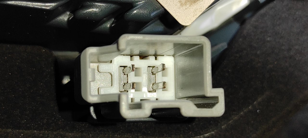 PILOTO PORTON IZQUIERDO FORD MONDEO LIM. - vista 5