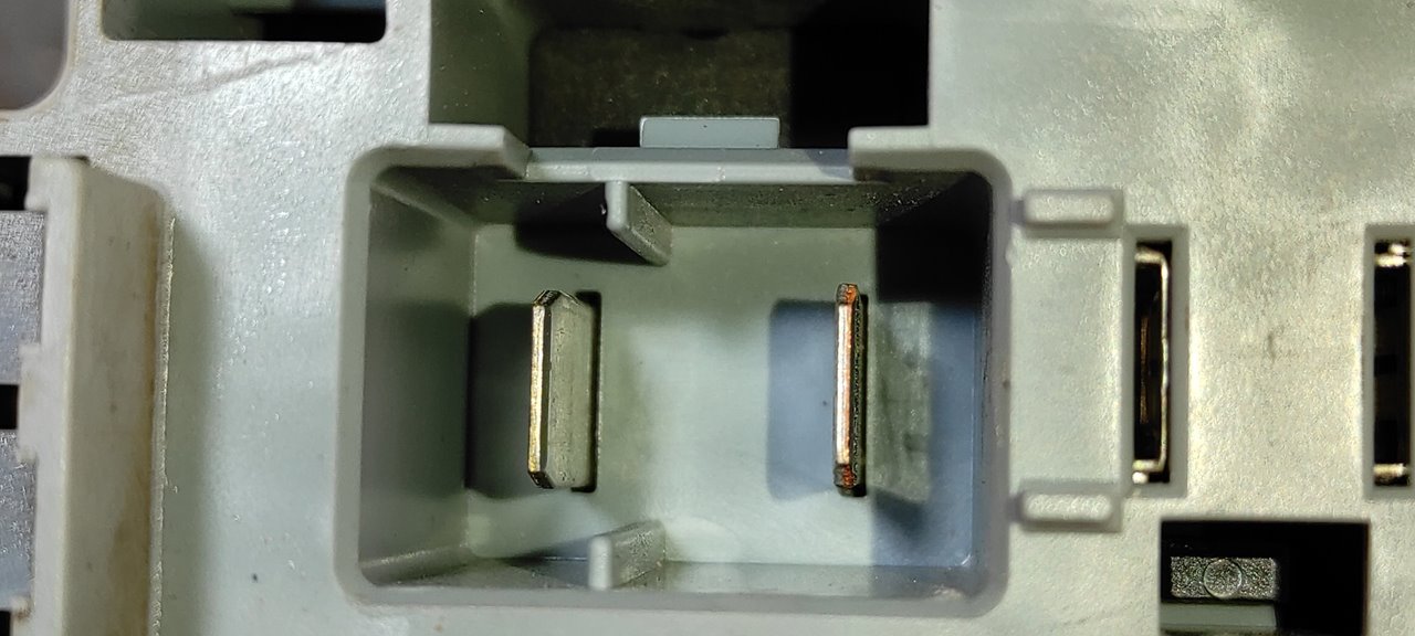 CAJA RELES / FUSIBLES CITROEN JUMPER COMBI (2) - vista 6