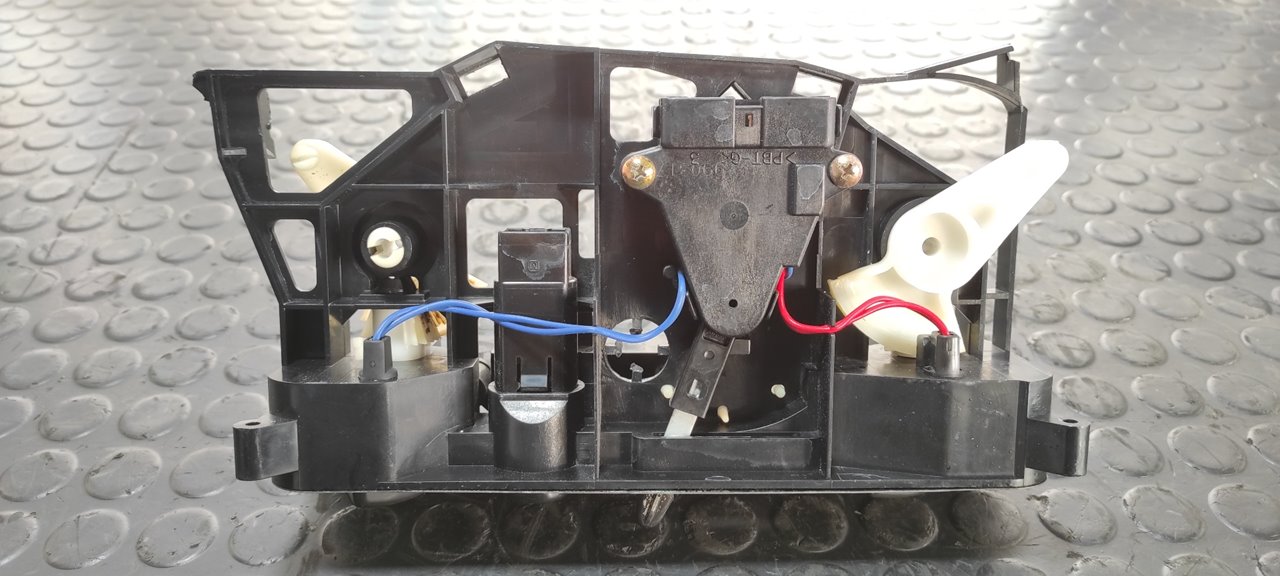 MANDO CALEFACCION / AIRE ACONDICIONADO MITSUBISHI L 200 (K6/7) - vista 5