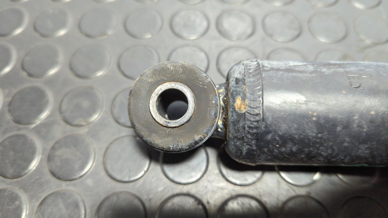 JUEGO AMORTIGUADORES DELANTERO MITSUBISHI L 200 (K6/7) - vista 4