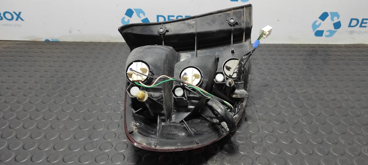 PILOTO TRASERO DERECHO KIA RIO - vista 5