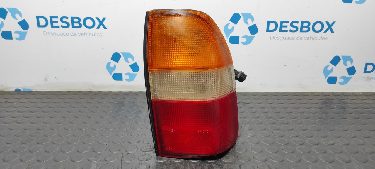 PILOTO TRASERO DERECHO MITSUBISHI L 200 (K6/7)