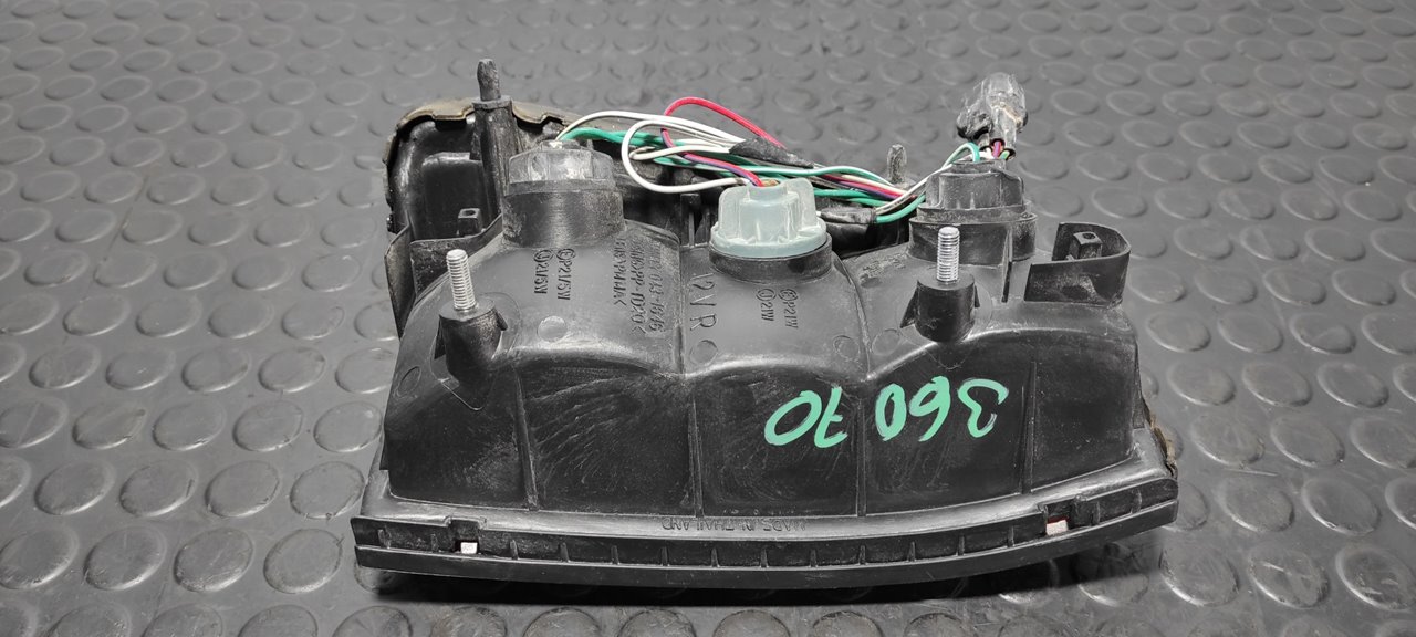 PILOTO TRASERO DERECHO MITSUBISHI L 200 (K6/7) - vista 2