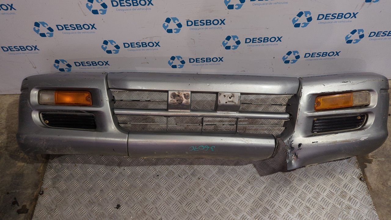 PARAGOLPES DELANTERO MITSUBISHI L 200 (K6/7)