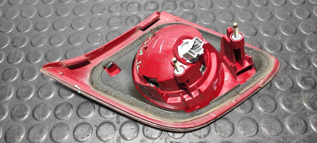 PILOTO PORTON IZQUIERDO MAZDA 3 BERLINA (BK) - vista 2