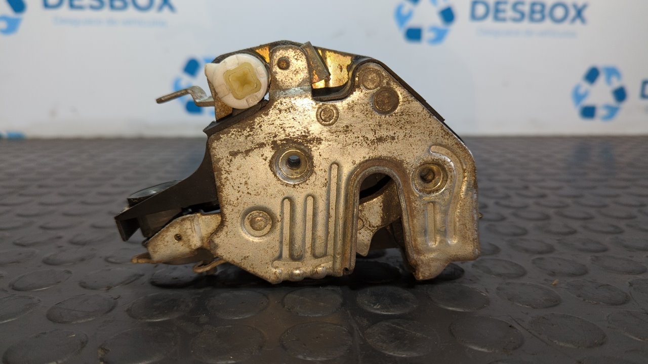 CERRADURA PUERTA DELANTERA DERECHA MERCEDES CLASE E (W124) - vista 4