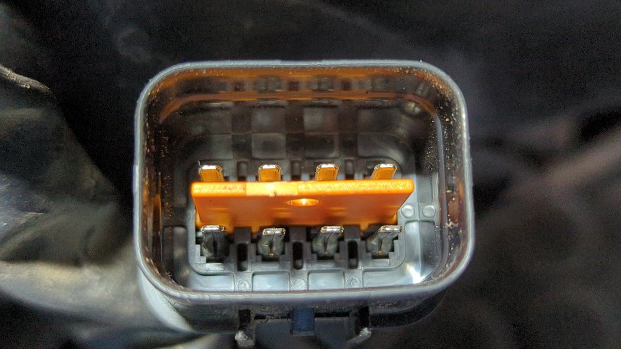 FARO IZQUIERDO KIA PICANTO - vista 3