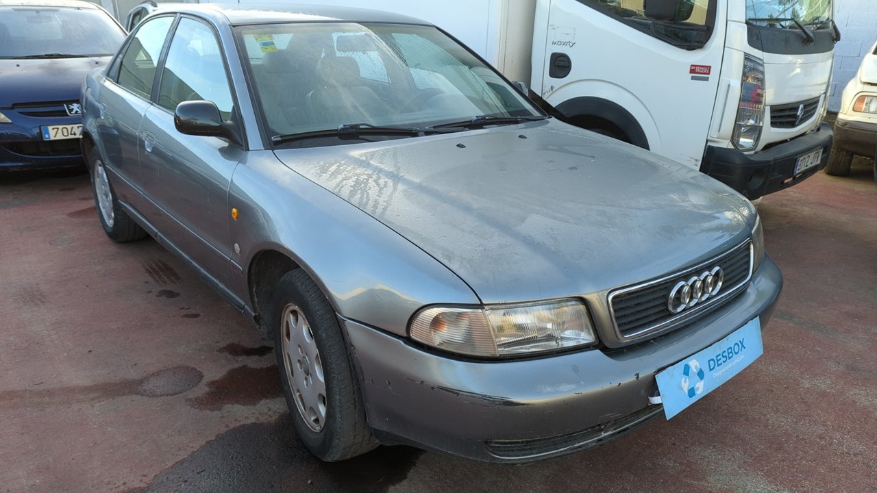 AUDI A4 BERLINA (B5)