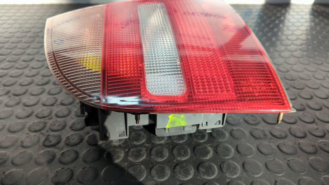 PILOTO TRASERO IZQUIERDO SKODA OCTAVIA BERLINA (1U2) - vista 3