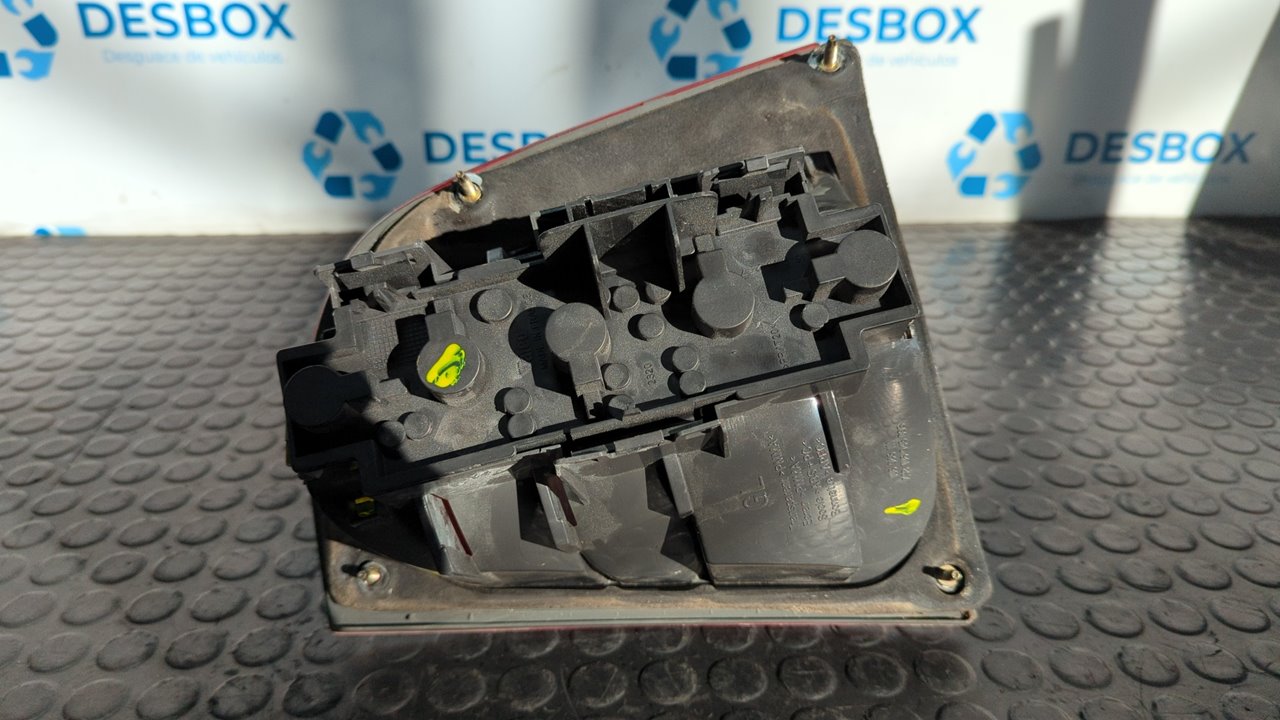 PILOTO TRASERO IZQUIERDO SKODA OCTAVIA BERLINA (1U2) - vista 2