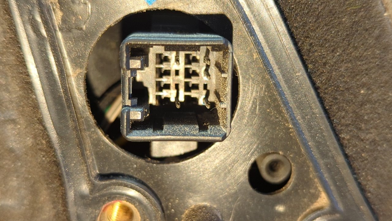 RETROVISOR IZQUIERDO KIA CARENS - vista 3