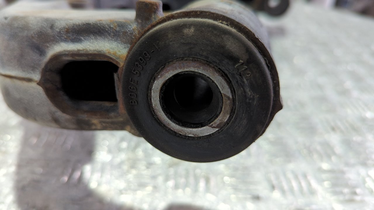 MANGUETA TRASERA IZQUIERDA MERCEDES-BENZ VITO (W638) CAJA CERRADA - vista 6