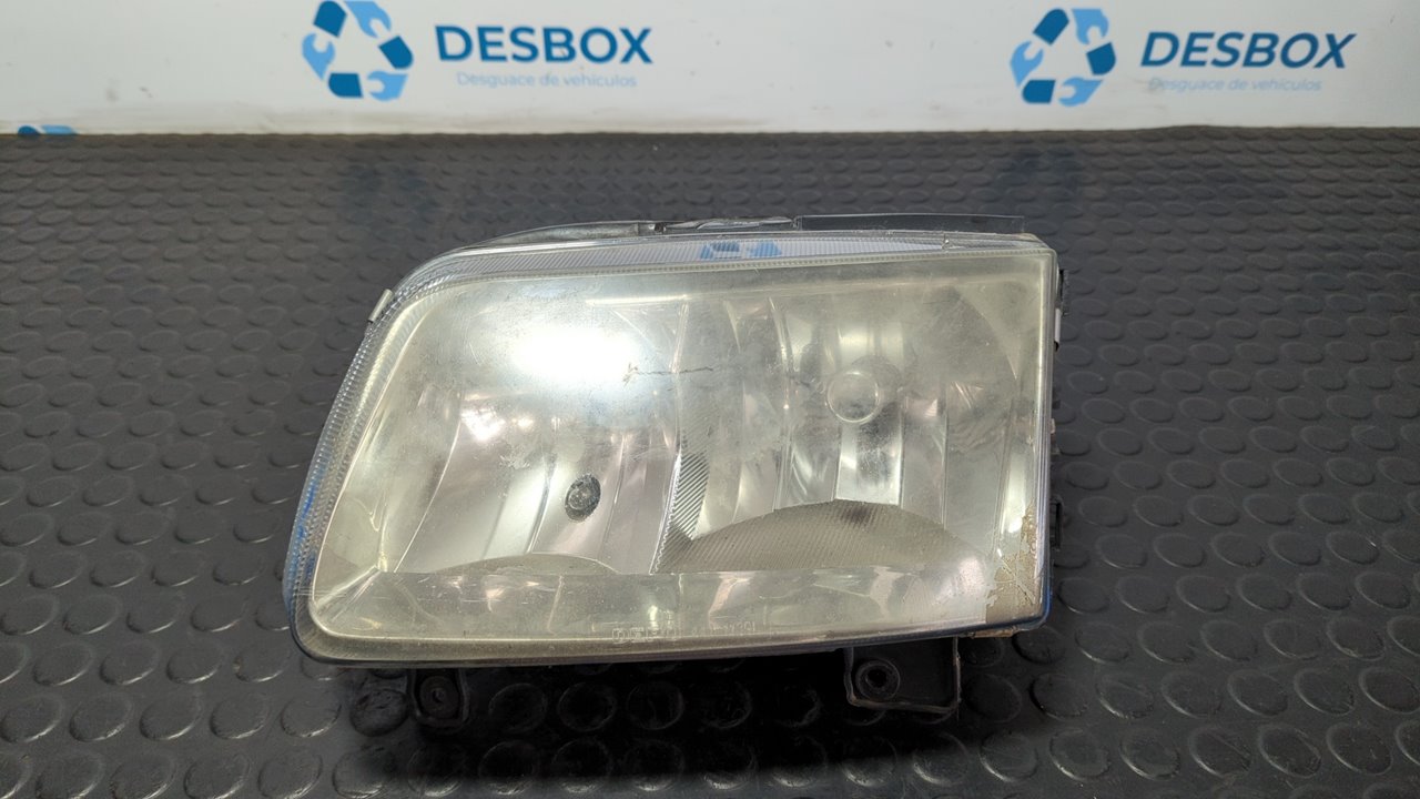 FARO IZQUIERDO VOLKSWAGEN POLO BERLINA (6N2)