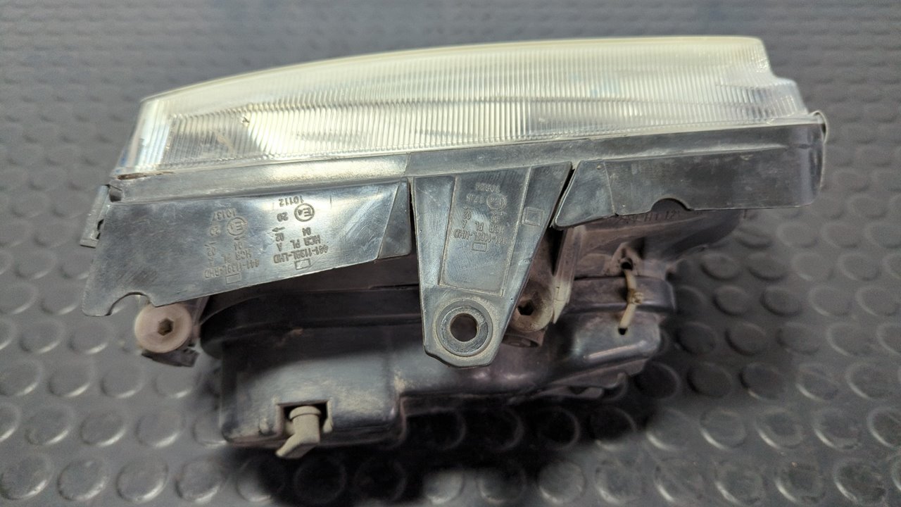 FARO IZQUIERDO VOLKSWAGEN POLO BERLINA (6N2) - vista 3