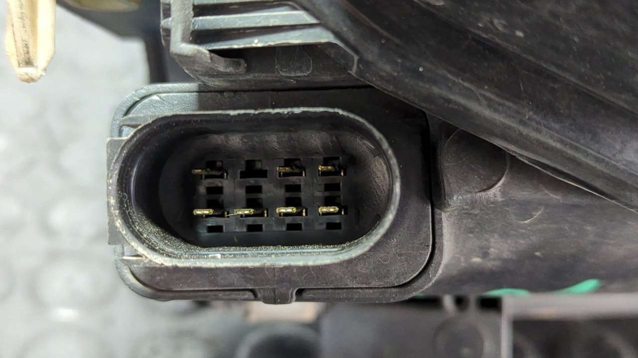 FARO IZQUIERDO VOLKSWAGEN POLO BERLINA (6N2) - vista 6