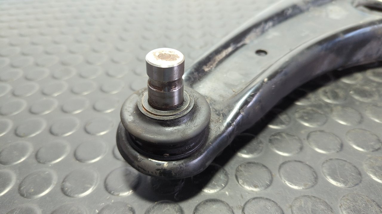 BRAZO IZQUIERDO INFERIOR DELANTERO CITROEN C4 AIRCROSS - vista 2