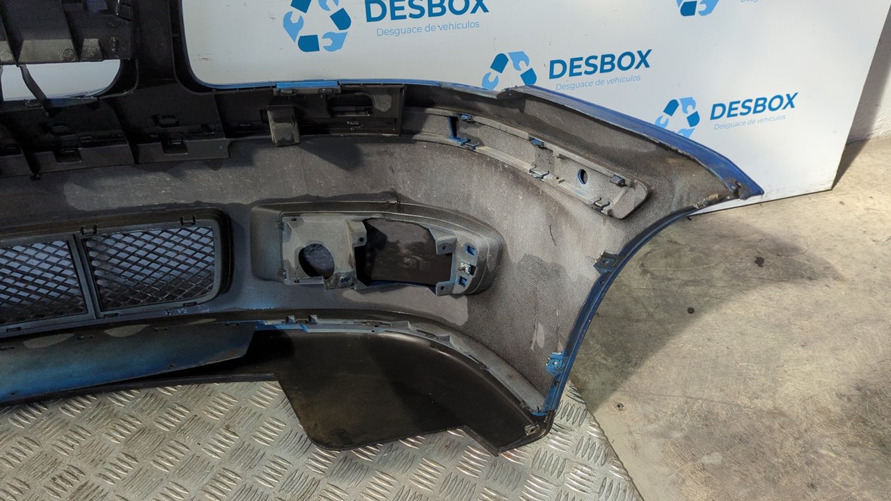 PARAGOLPES DELANTERO VOLKSWAGEN POLO BERLINA (6N2) - vista 2