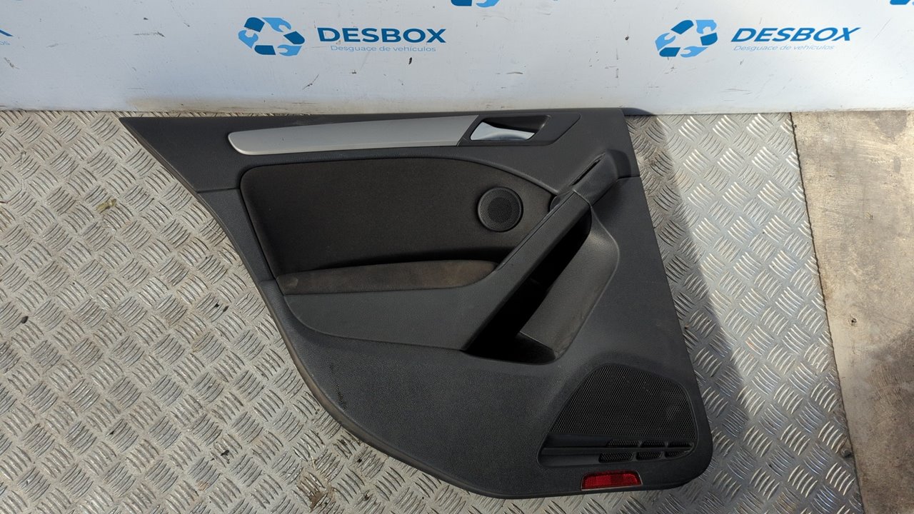 GUARNECIDO PUERTA TRASERA IZQUIERDA VOLKSWAGEN GOLF VI (5K1)