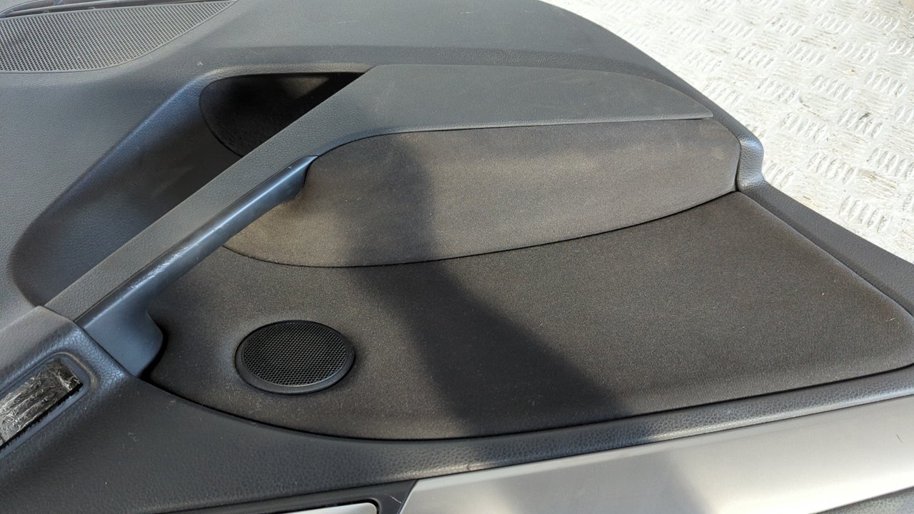 GUARNECIDO PUERTA TRASERA IZQUIERDA VOLKSWAGEN GOLF VI (5K1) - vista 3