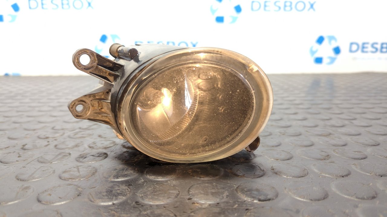 FARO ANTINIEBLA DERECHO AUDI A4 BERLINA (8E)