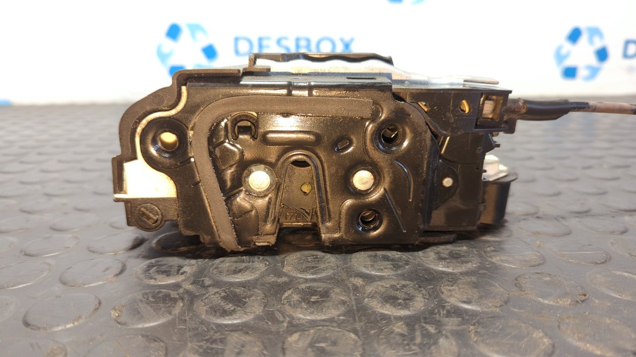 CERRADURA PUERTA DELANTERA DERECHA VOLKSWAGEN GOLF VI (5K1) - vista 3
