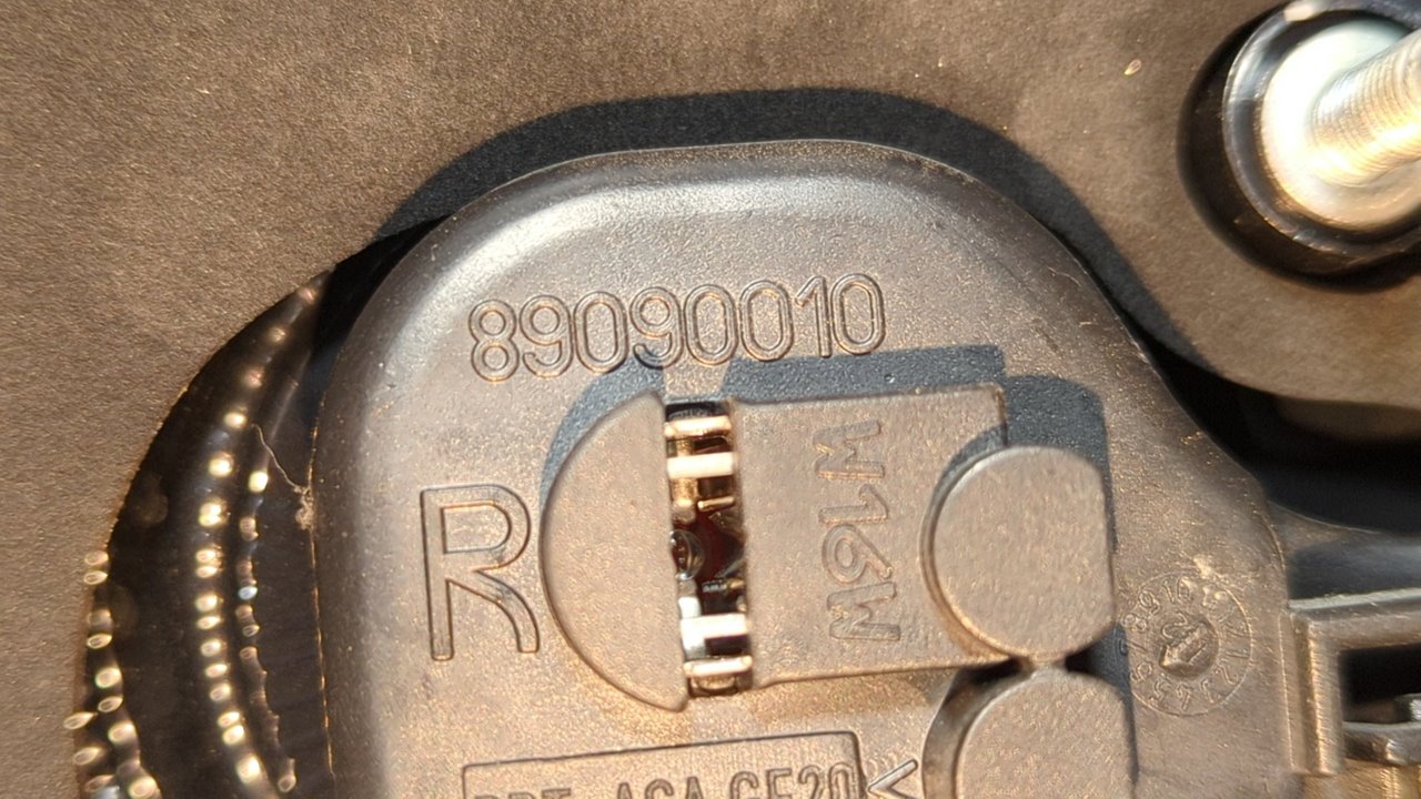 PILOTO PORTON DERECHO VOLKSWAGEN GOLF VI (5K1) - vista 6