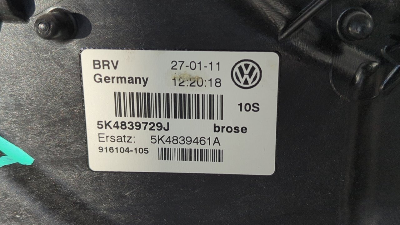 ELEVALUNAS TRASERO IZQUIERDO VOLKSWAGEN GOLF VI (5K1) - vista 4