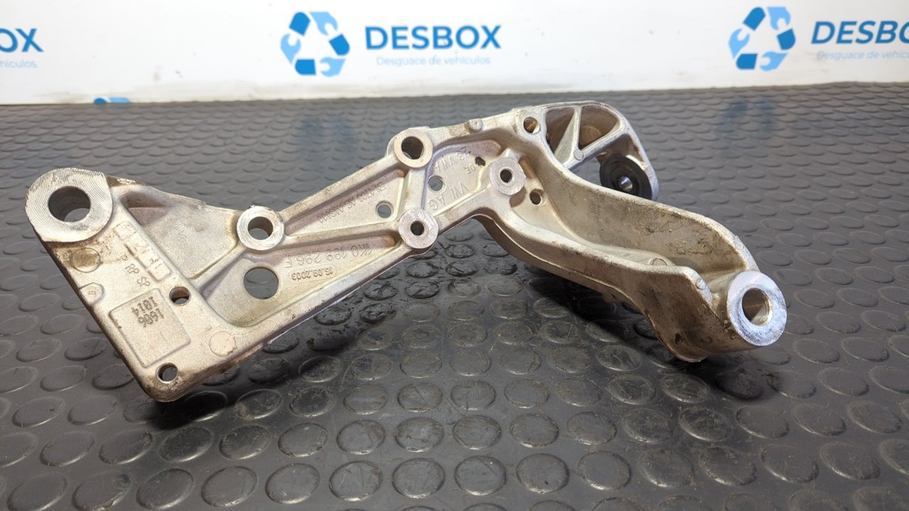 SOPORTE BRAZO SUSPENSION DELANTERO DERECHO VOLKSWAGEN GOLF VI (5K1)