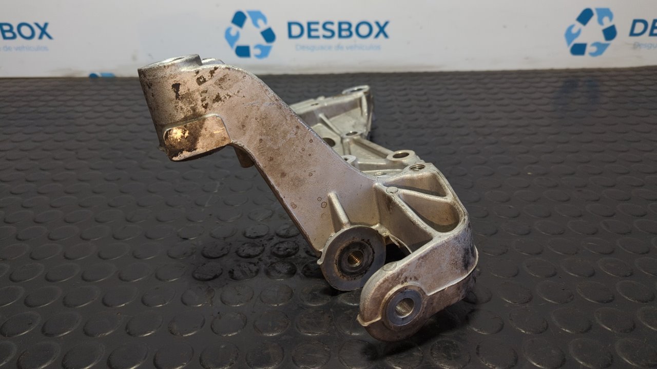 SOPORTE BRAZO SUSPENSION DELANTERO DERECHO VOLKSWAGEN GOLF VI (5K1) - vista 3