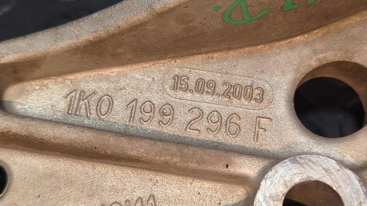 SOPORTE BRAZO SUSPENSION DELANTERO DERECHO VOLKSWAGEN GOLF VI (5K1) - vista 5