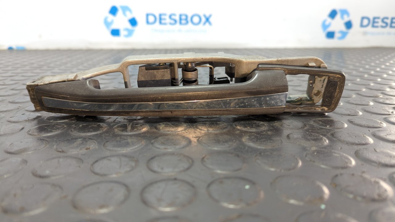 MANETA DELANTERA DERECHA MERCEDES CLASE E (W124)