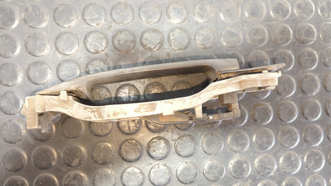 MANETA DELANTERA DERECHA MERCEDES CLASE E (W124) - vista 6