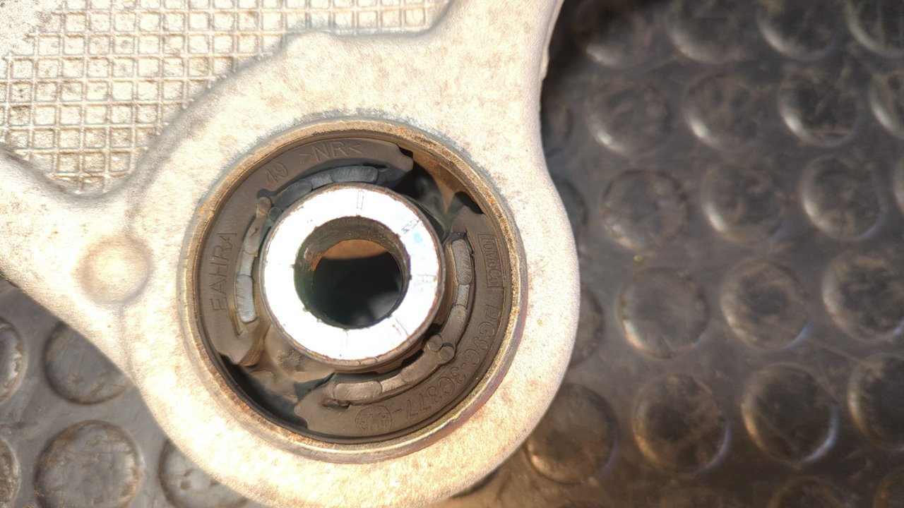 BRAZO IZQUIERDO INFERIOR DELANTERO FORD MONDEO LIM. - vista 6