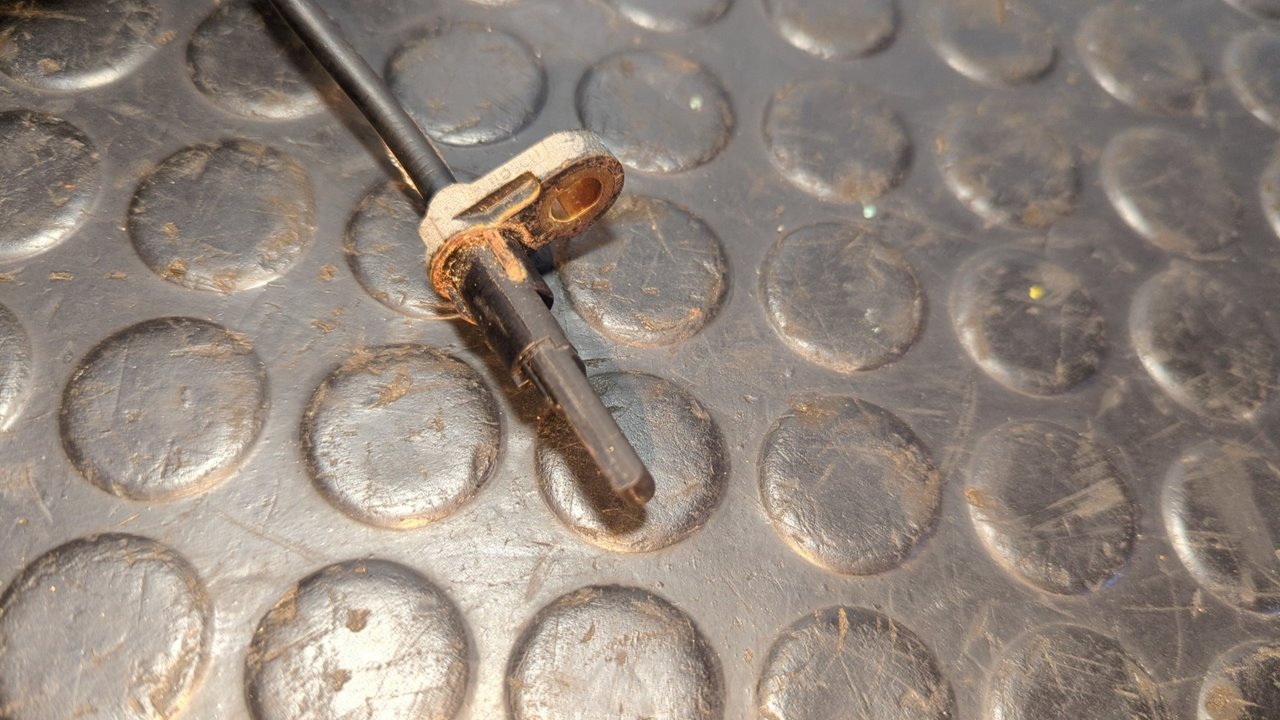 SENSOR ABS TRASERO DERECHO SUBARU IMPREZA G12 - vista 3