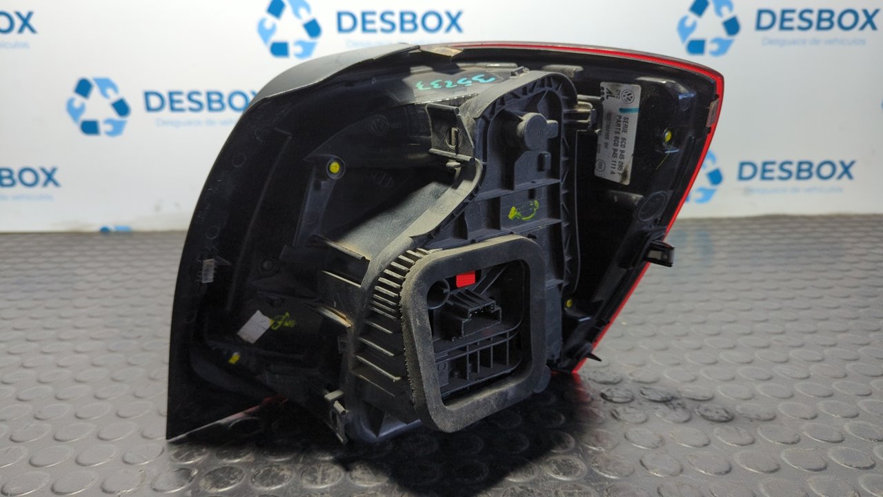 PILOTO TRASERO IZQUIERDO VOLKSWAGEN POLO (6C1) - vista 6