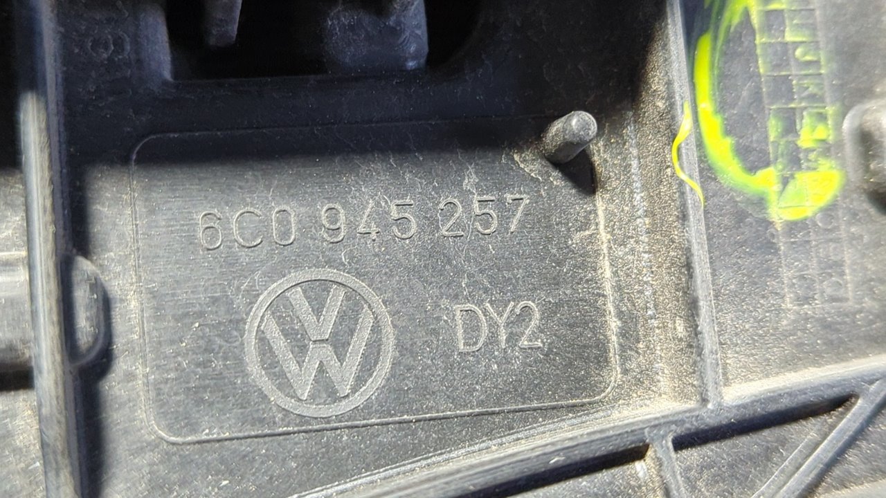 PILOTO TRASERO IZQUIERDO VOLKSWAGEN POLO (6C1) - vista 8