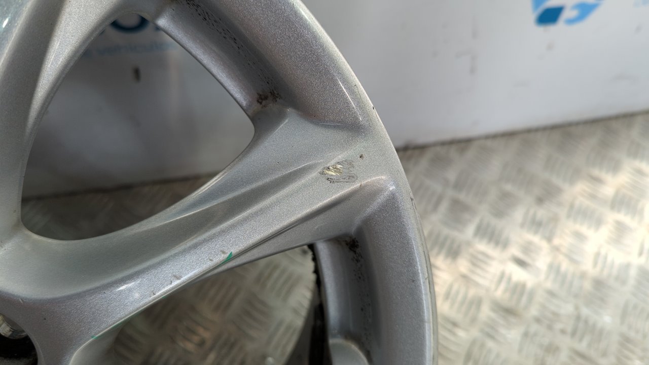 JUEGO LLANTAS FORD MONDEO LIM. - vista 3