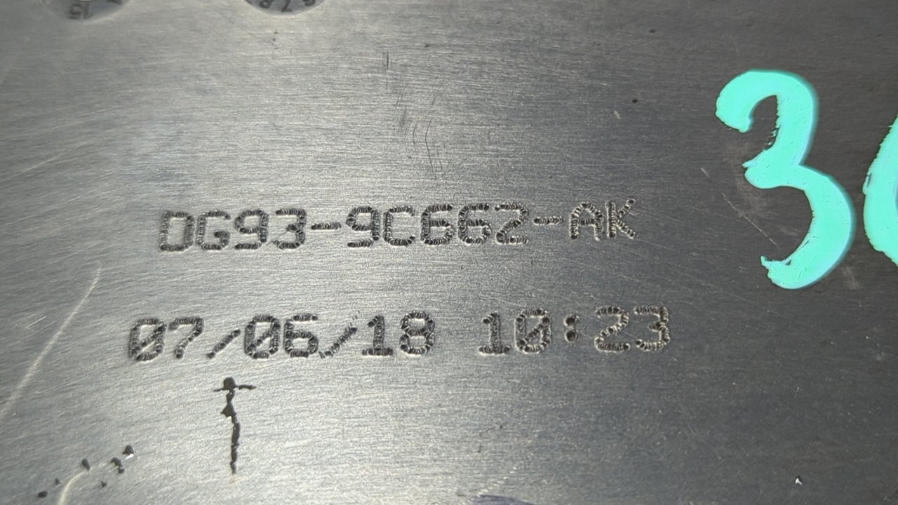 TAPA MOTOR FORD MONDEO LIM. - vista 3