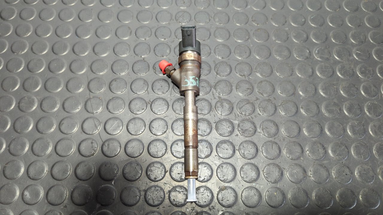 INYECTOR TOYOTA AURIS - vista 2