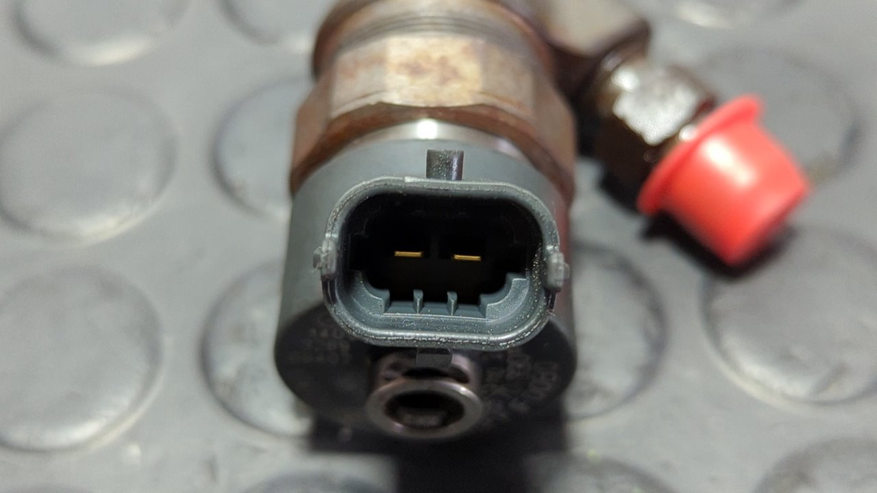 INYECTOR TOYOTA AURIS - vista 3