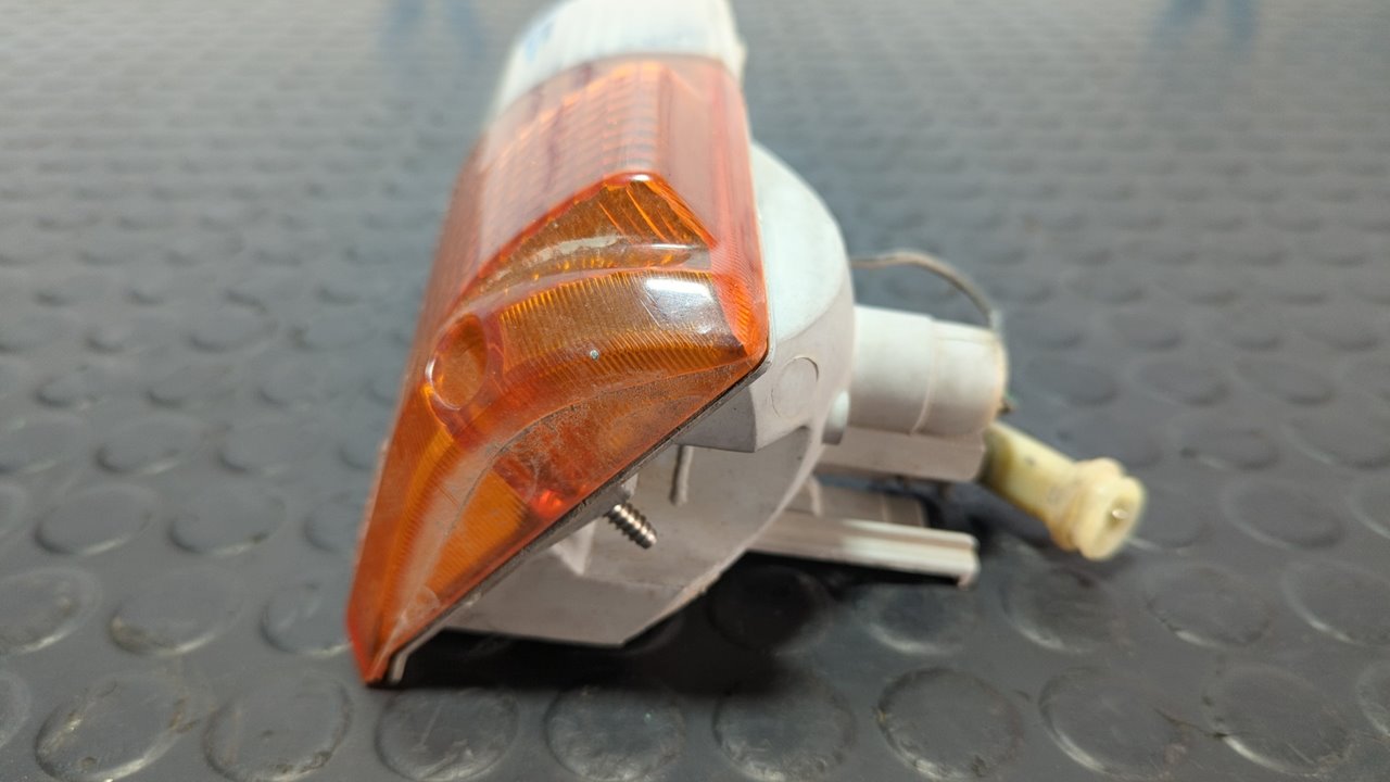 PILOTO DELANTERO DERECHO MITSUBISHI MONTERO (L040) - vista 4