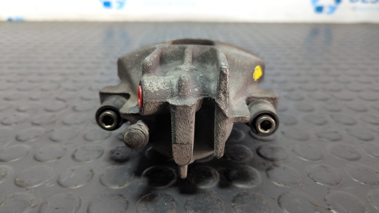 PINZA DE FRENO DELANTERA IZQUIERDA FORD FOCUS BERLINA (CAK) - vista 2