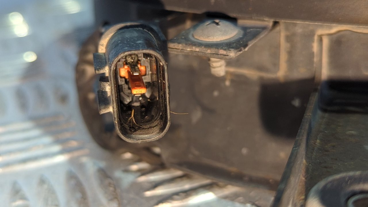 ELECTROVENTILADOR MITSUBISHI L 200 (K6/7) - vista 3