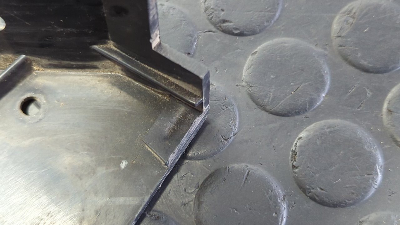 MOLDURA LAND ROVER DEFENDER - vista 6