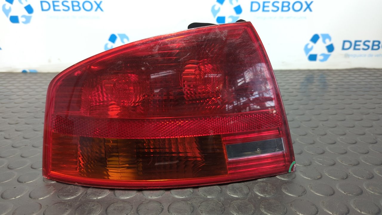 PILOTO TRASERO IZQUIERDO AUDI A4 BERLINA (8E)